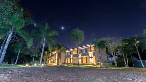 Pirayu Hotel & Resort