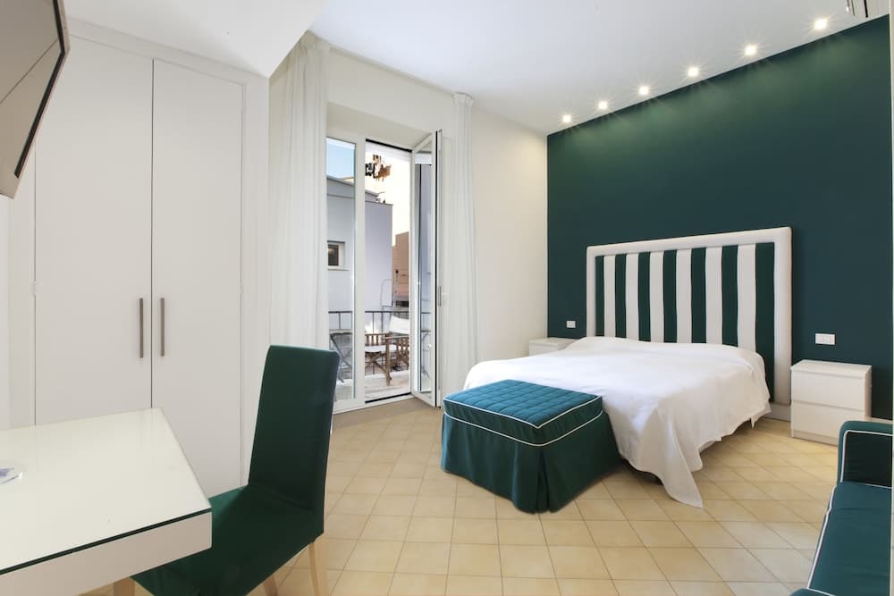 Sorrento Apartments ONE