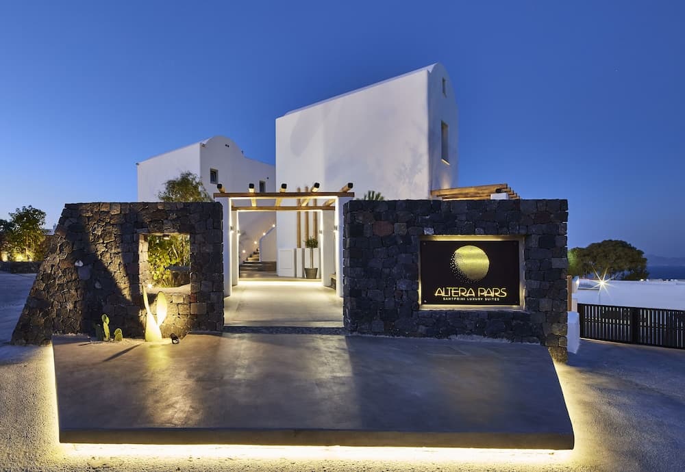 Altera Pars Suites