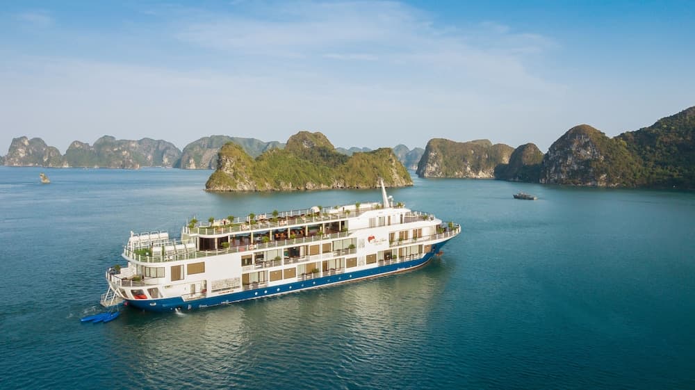 Mon Chéri Cruises
