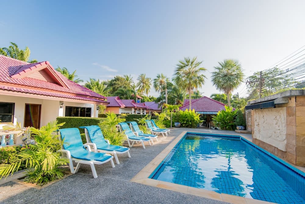Tananza Resort and Homestay Phuket