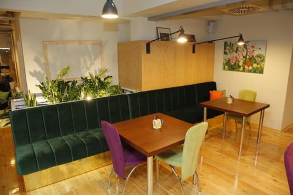 Lobi dinlenme salonu