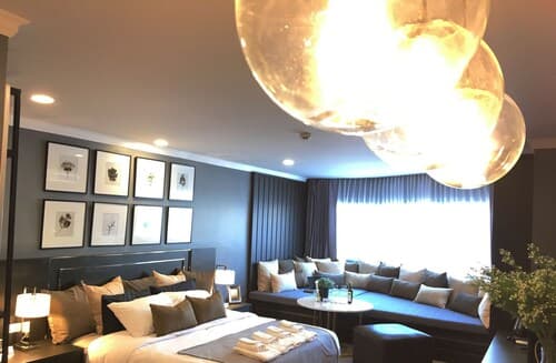 Stay in Style The Heart of Nimman R306AB
