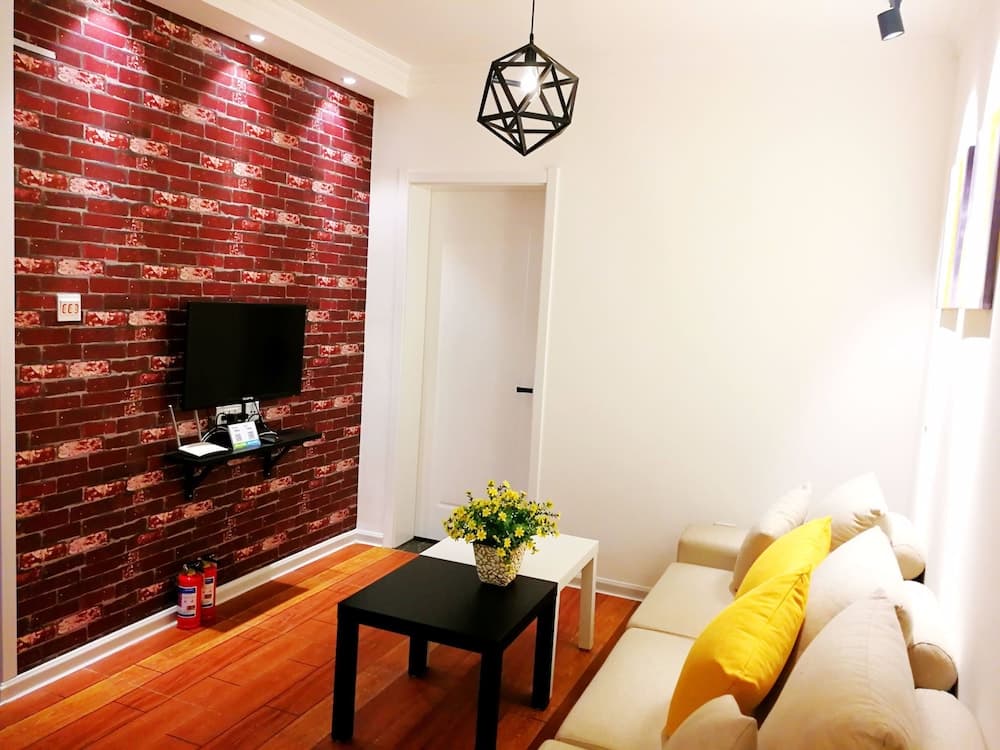 Xi'an Jintang Apartment