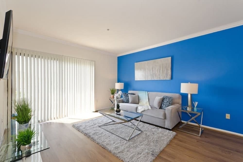 Downtown LA City View Suite