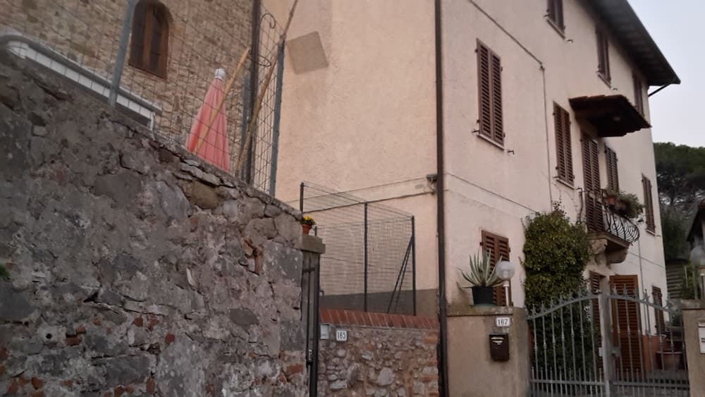 Konaklama yerinin ön cephesi