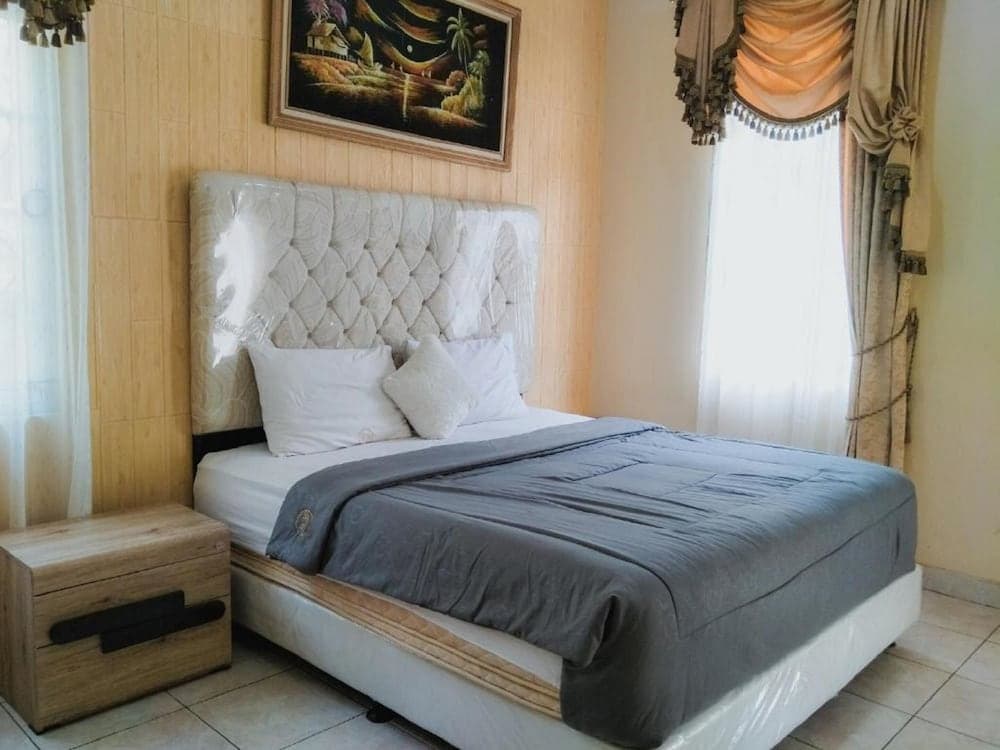 Villa Kota Bunga Anggrek