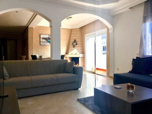 Luxurious Apartment with Private Garden