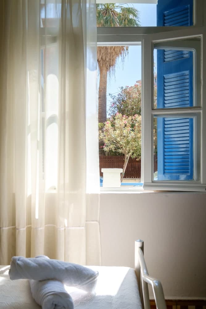 Grandma's Chic Home in Chania Venetian Harbor