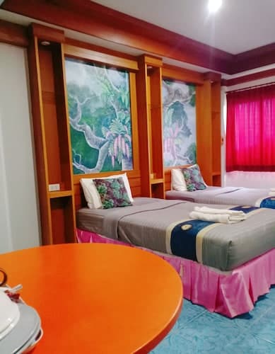Lanta Mansion