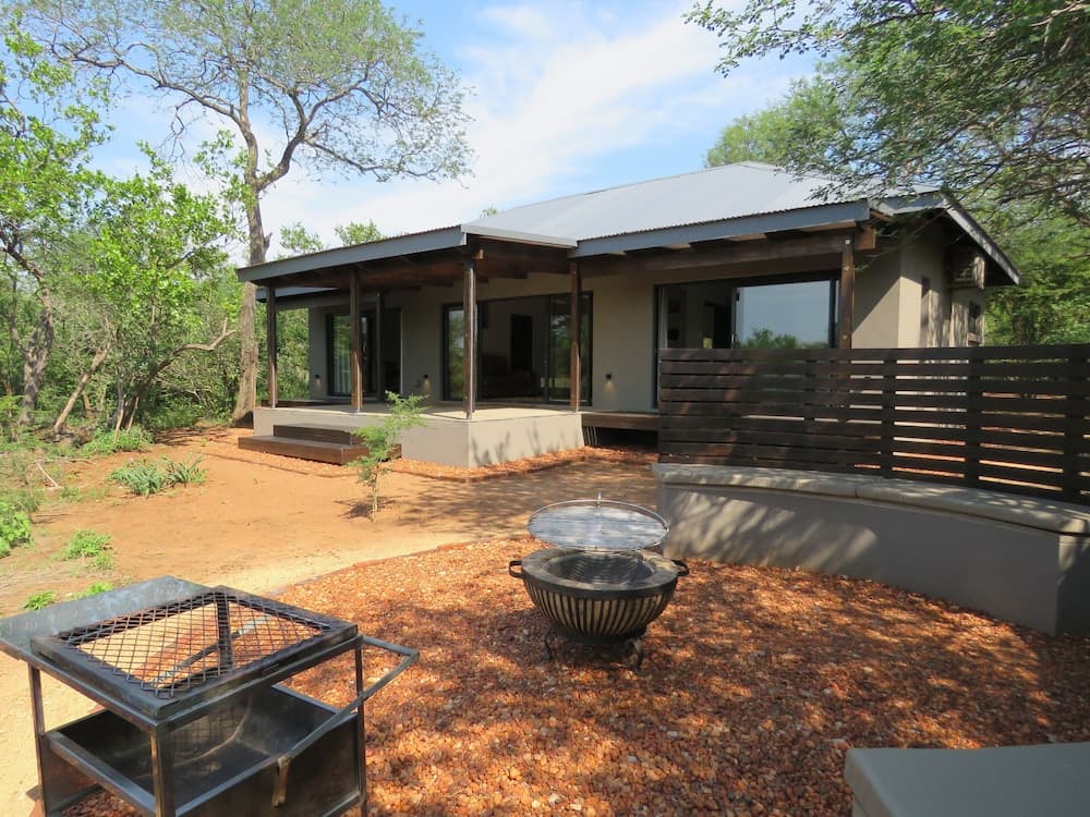 Wild Dog Guest Lodge