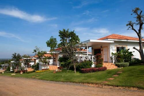 Keawanongburi Resort