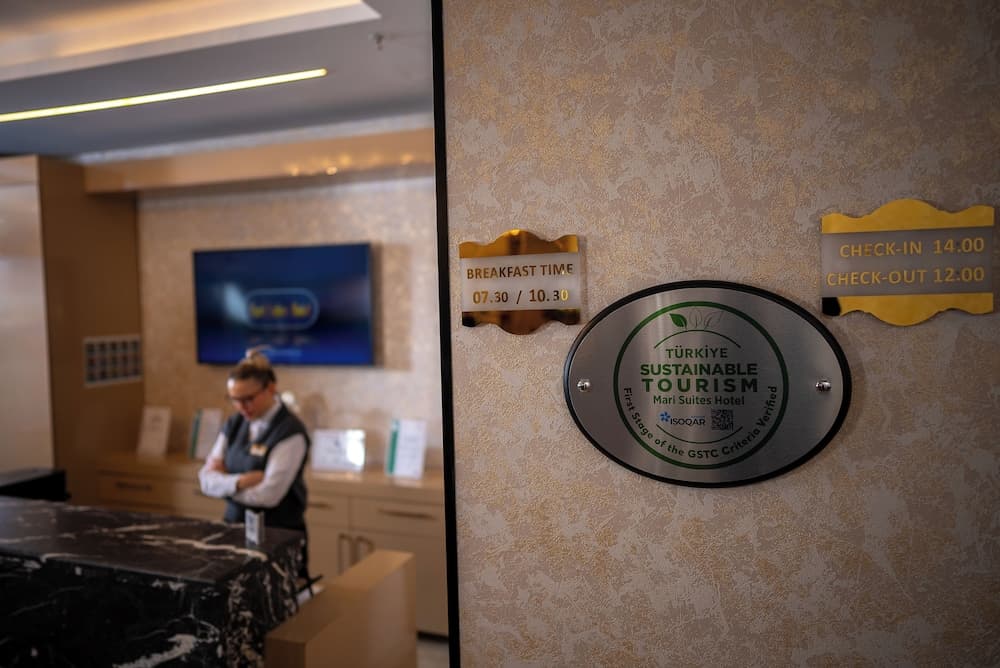 Mari Suites Hotel