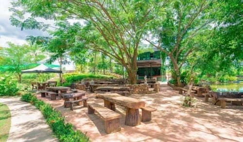 Alongkorn Farm and Resort