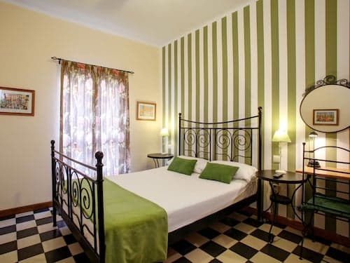 Malaga Lodge Guesthouse
