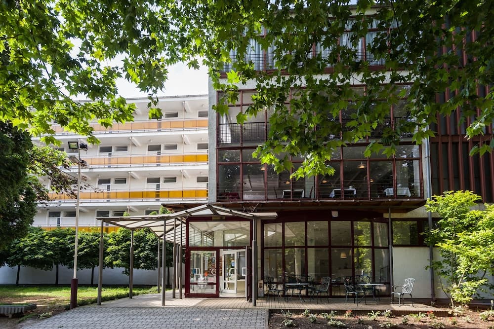 CE Napfény Hotel
