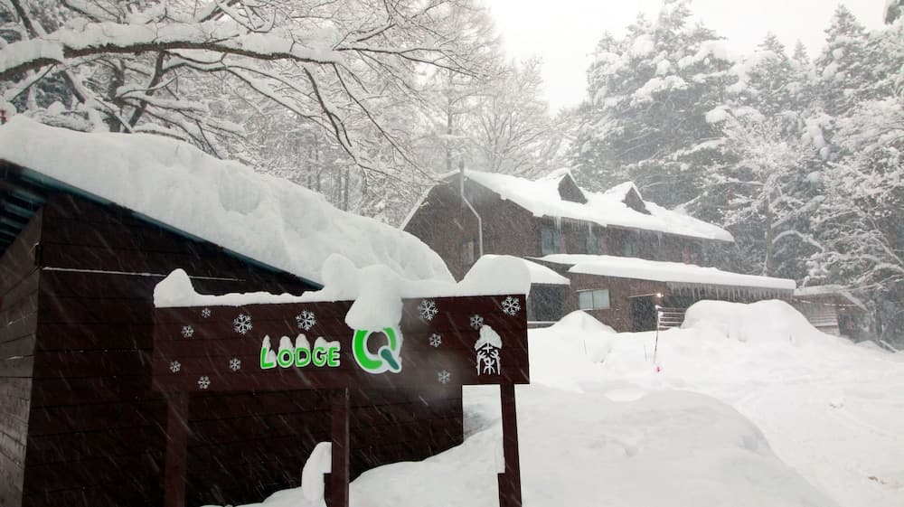 Lodge Q Hotel