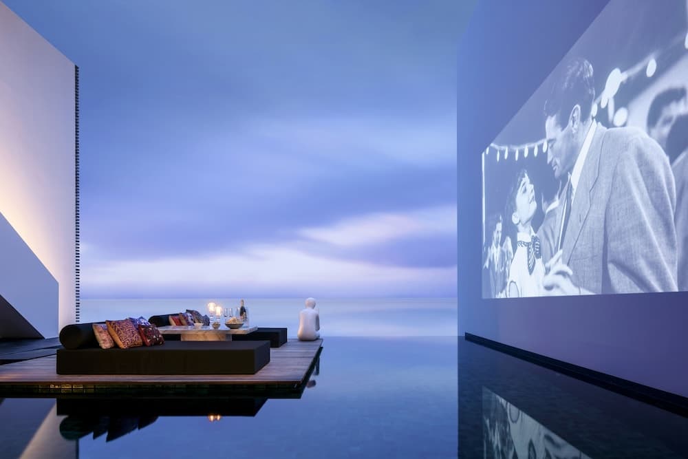 The Secret Pool Villas By The Library