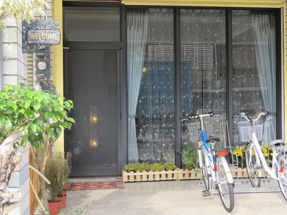 E-Phone hotel
