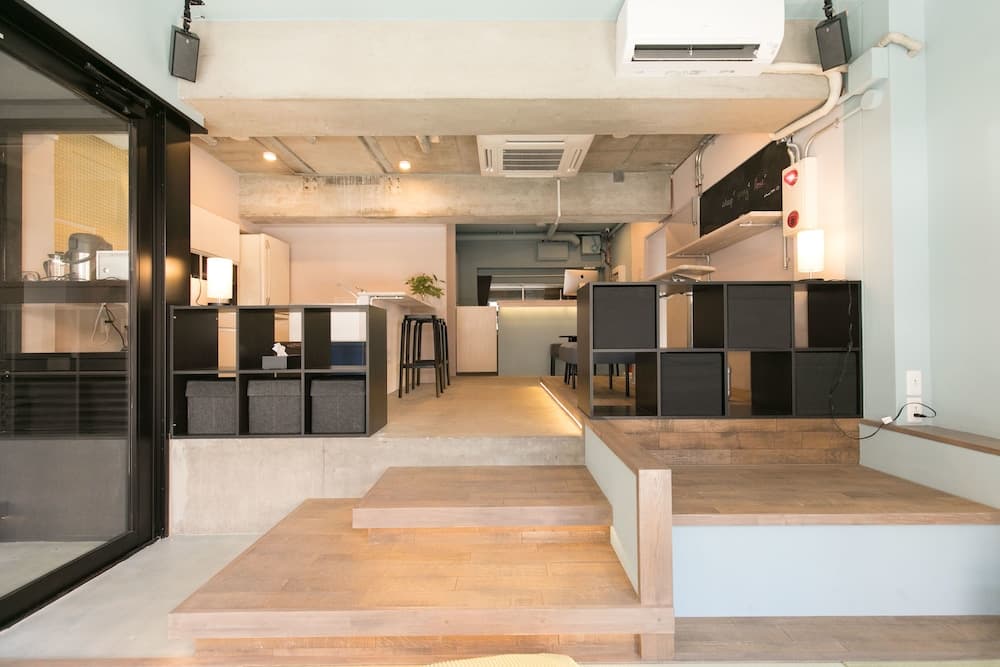 Lobi dinlenme salonu