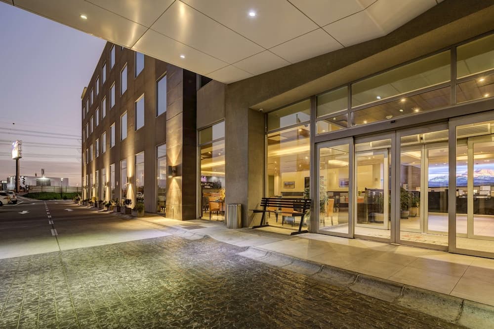 La Quinta by Wyndham Santiago Aeropuerto