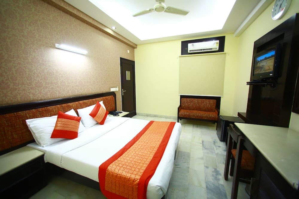 Sundeep Inn