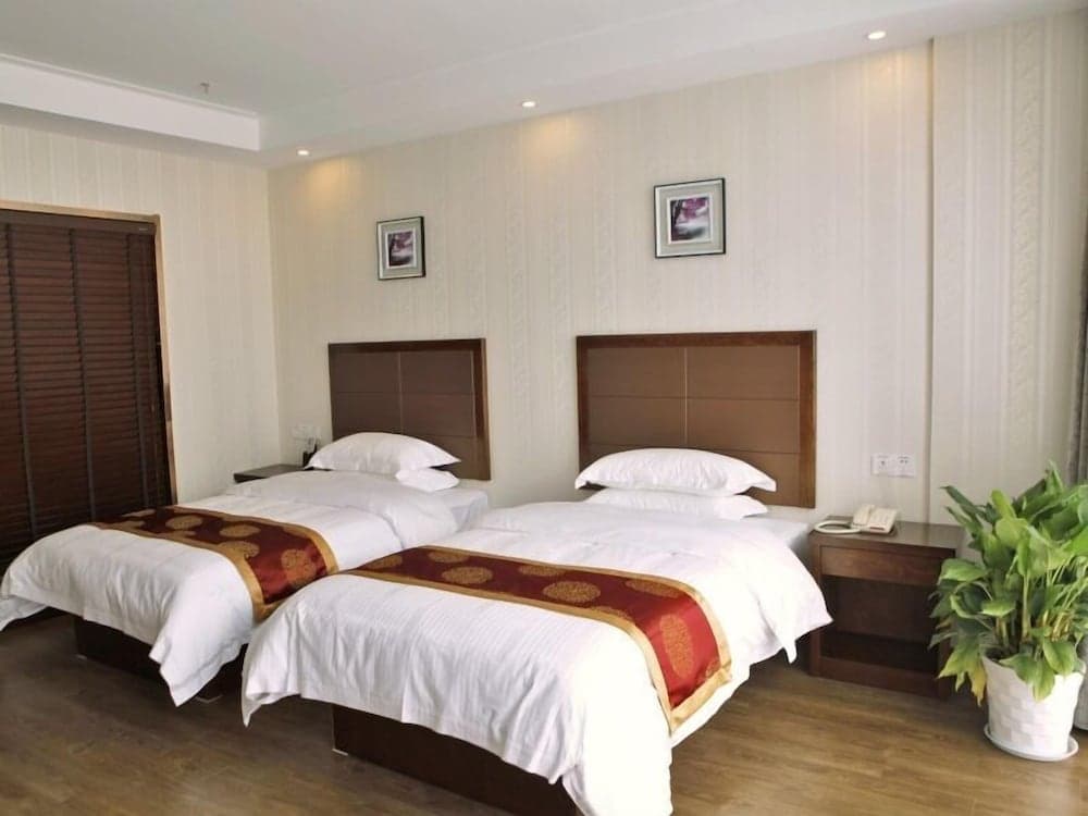 GreenTree Inn Nantong ChongChuan District ZhongNan Century City Express Hotel