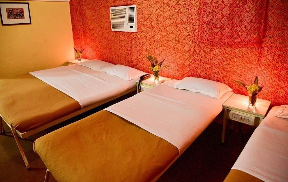 Nature Trails Kundalika, Kolad