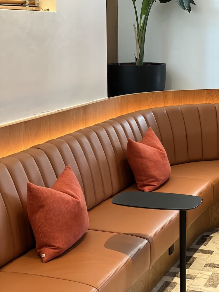 Lobi dinlenme salonu