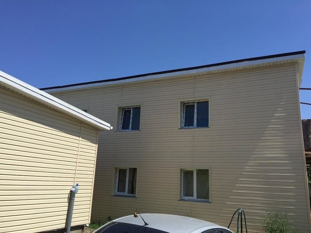 Konaklama yerinin ön cephesi