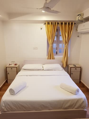 Marquito's Guest House