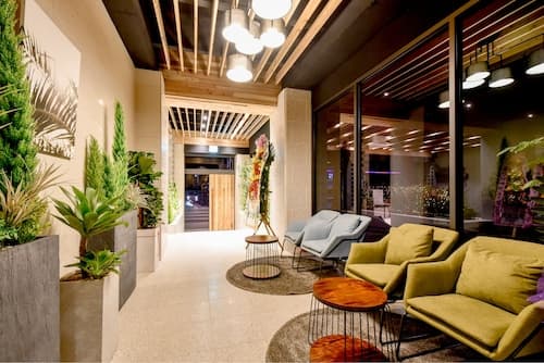 BLANC Business Hotel