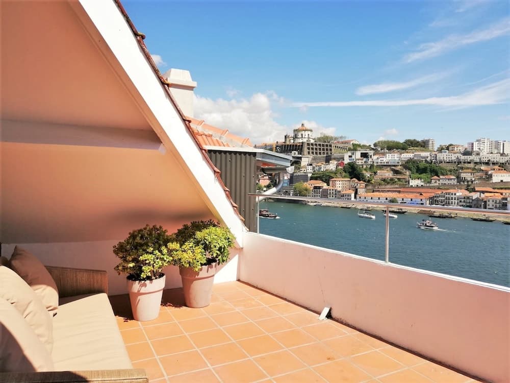 RIBEIRA by YoursPorto