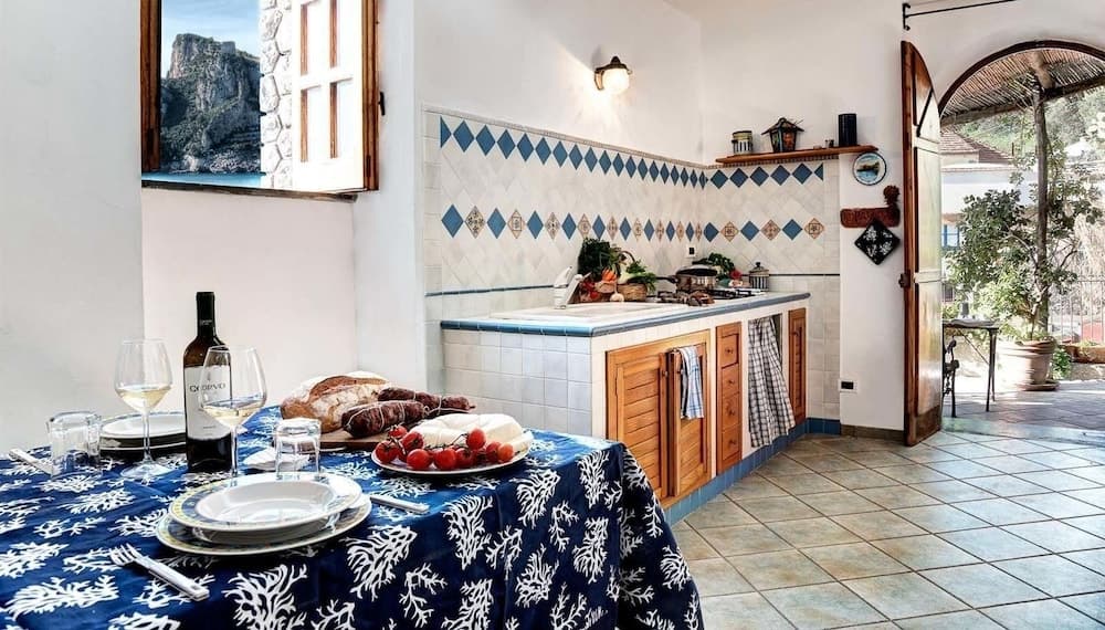 Özel küçük mutfak