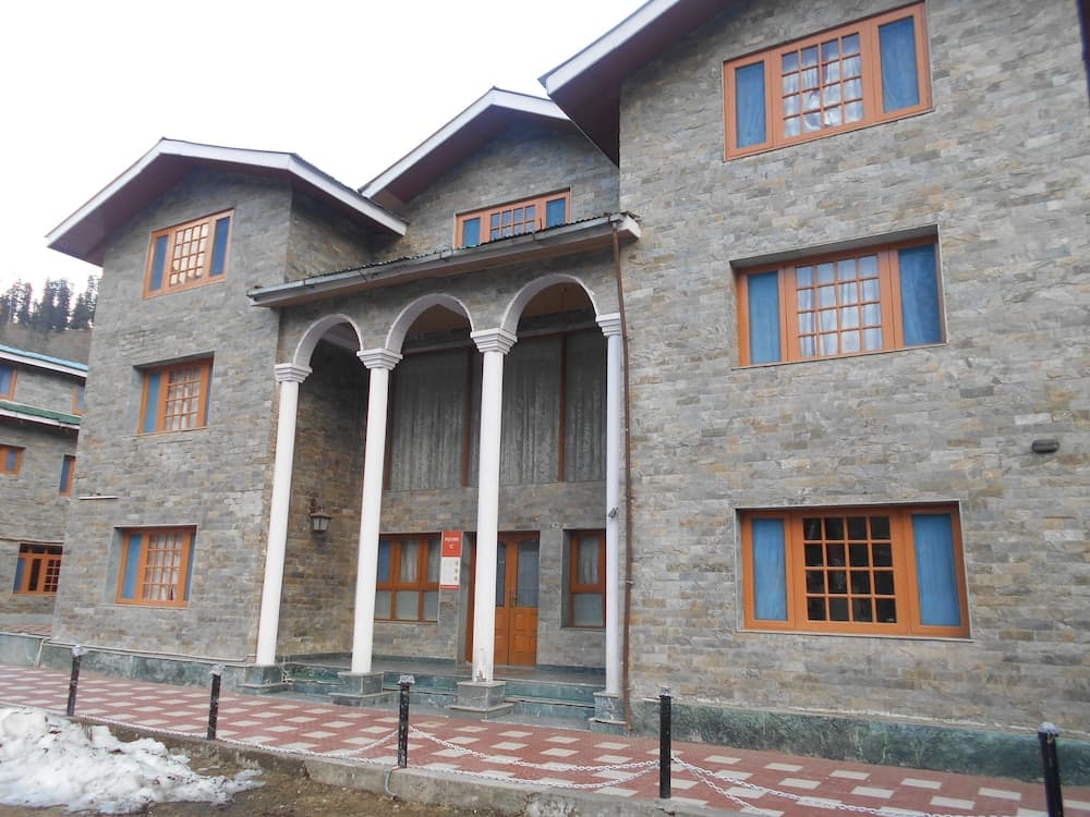 Hotel Abshar