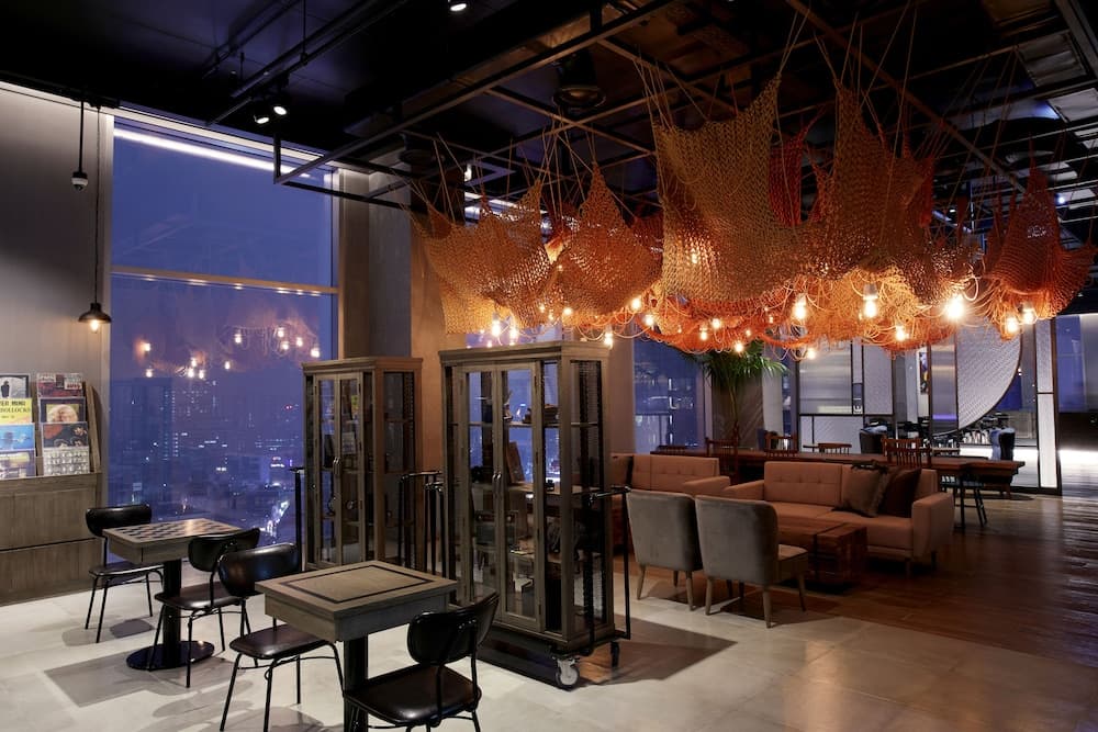 Lobi dinlenme salonu