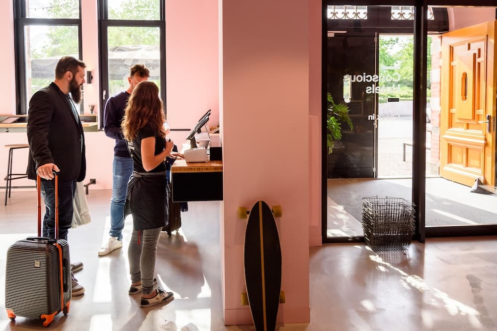 Giriş/çıkış büfesi