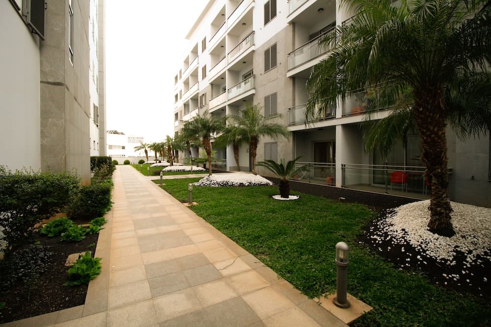 Madeira Emotions by Analodges