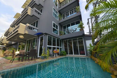 Livit70's hotel & hostel