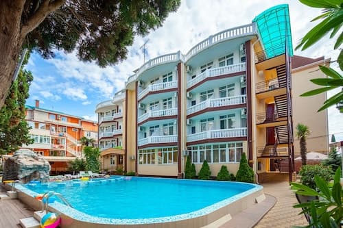 Kiparis Hotel