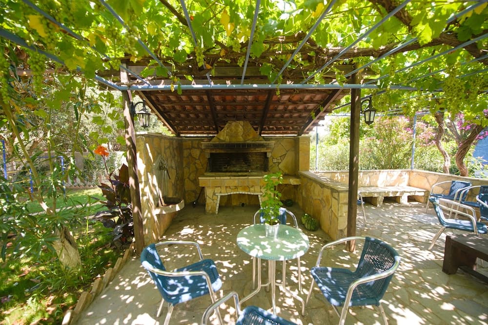 Barbekü/piknik alanı