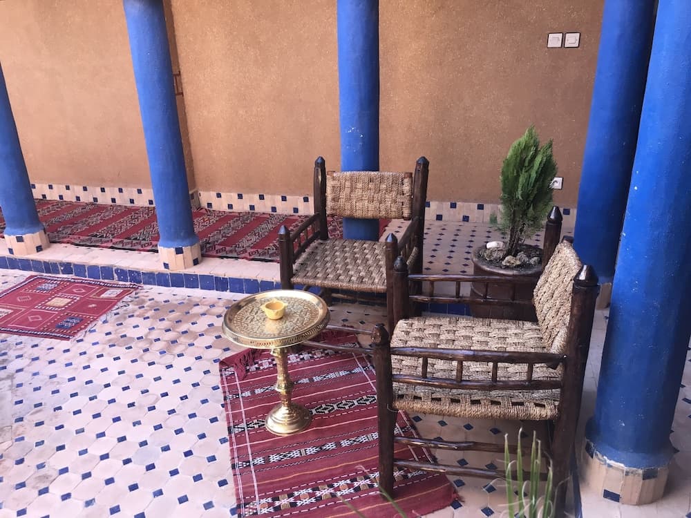 Lobi oturma alanı