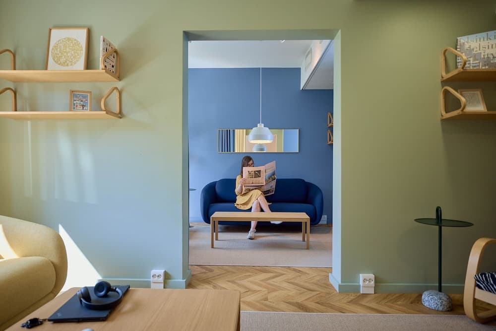 Lobi dinlenme salonu