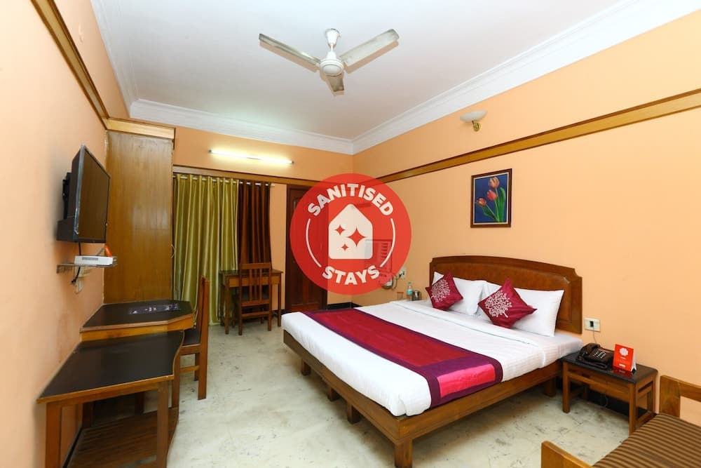 OYO 5208 The Park View Inn