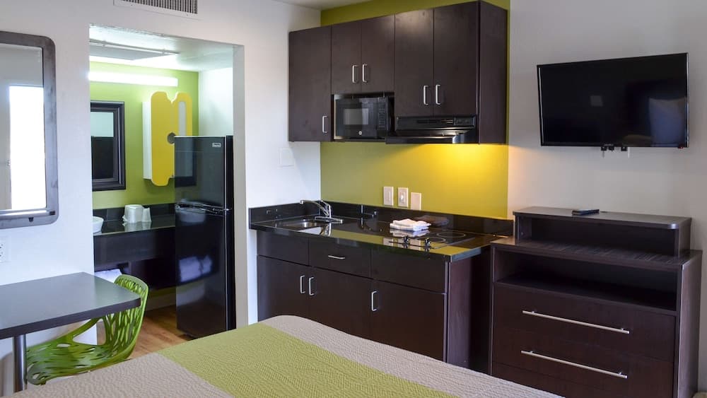 Studio 6 Buttonwillow, CA