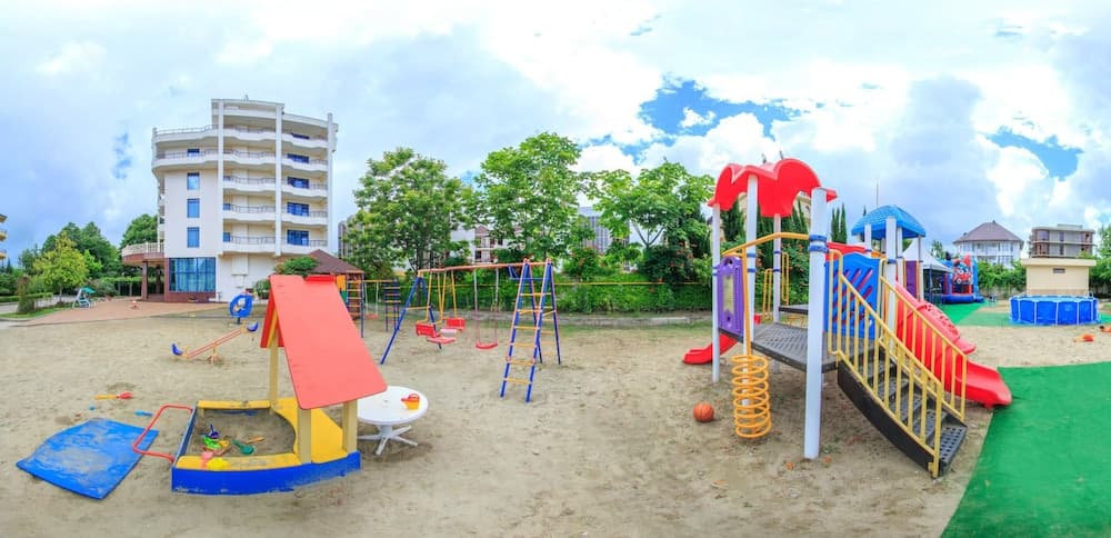 Çocuklar için oyun alanı - dış mekân