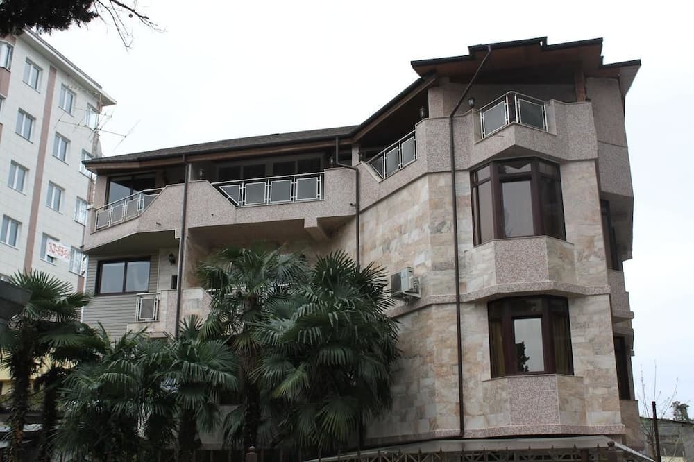 Guest house in Sochi center