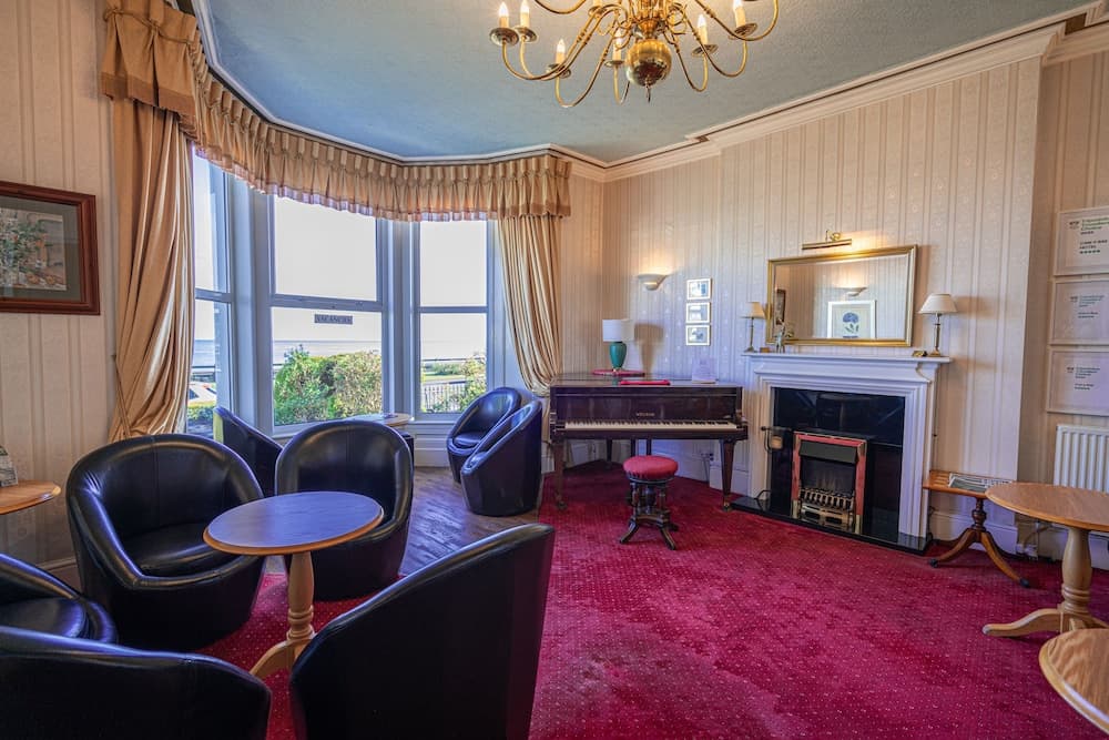 Lobi dinlenme salonu