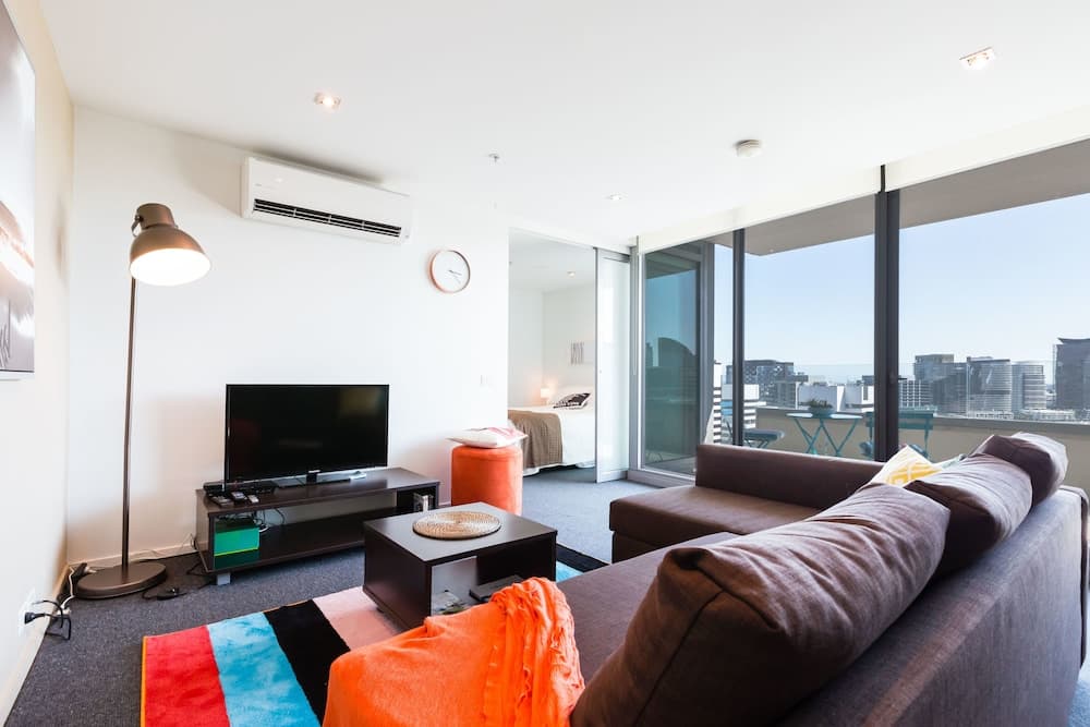 ALLINDA, 1BDR Melbourne Apartment