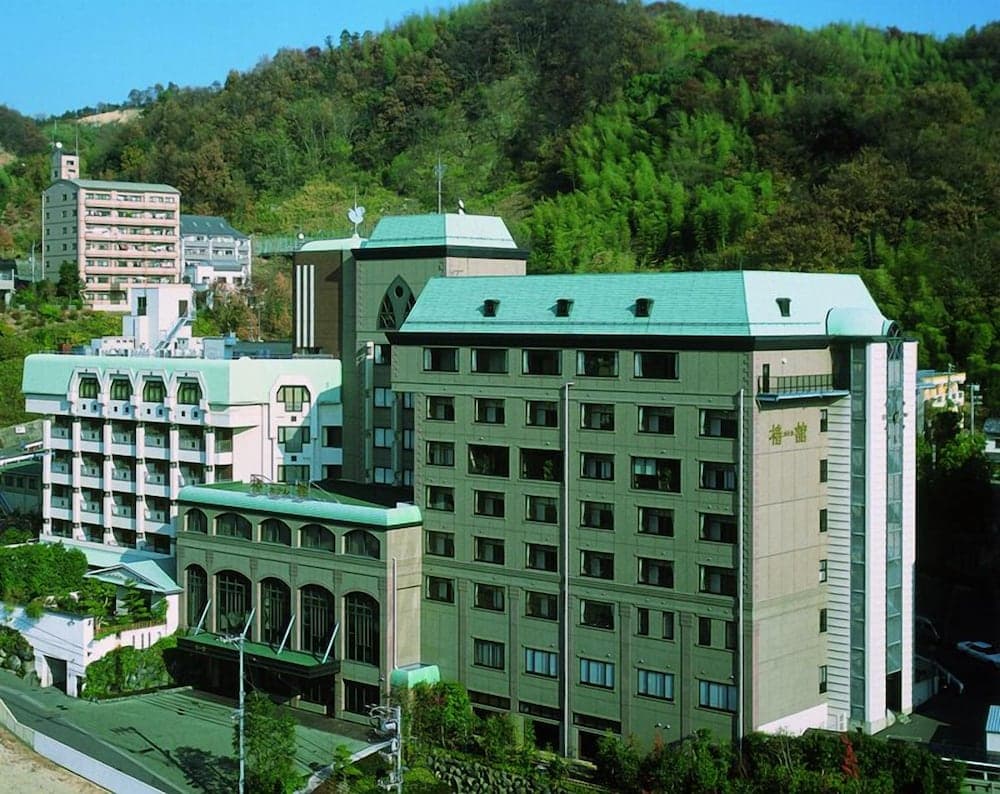 Dogo Onsen Hotel Tsubakikan